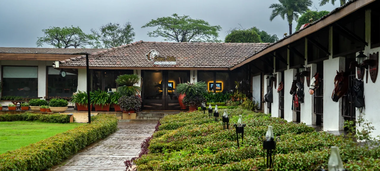 Creme Della restaurant  Exterior image 1